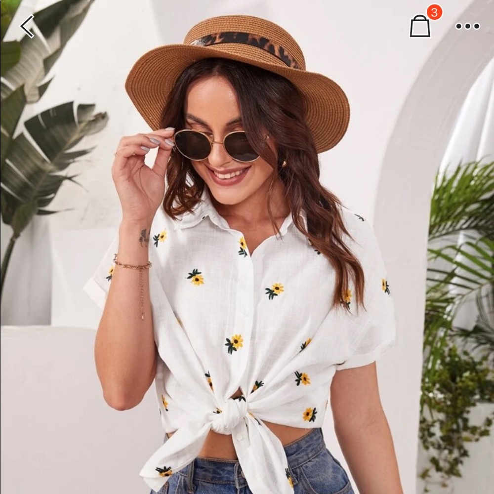 Floral tie front top